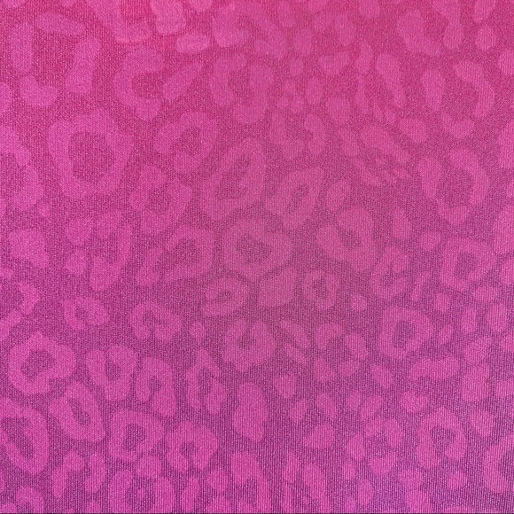 ☃️3 for $23 ☃️ Danskin Now Semi-Fitted S/S Crew Neck Workout T - Picture 3 of 8